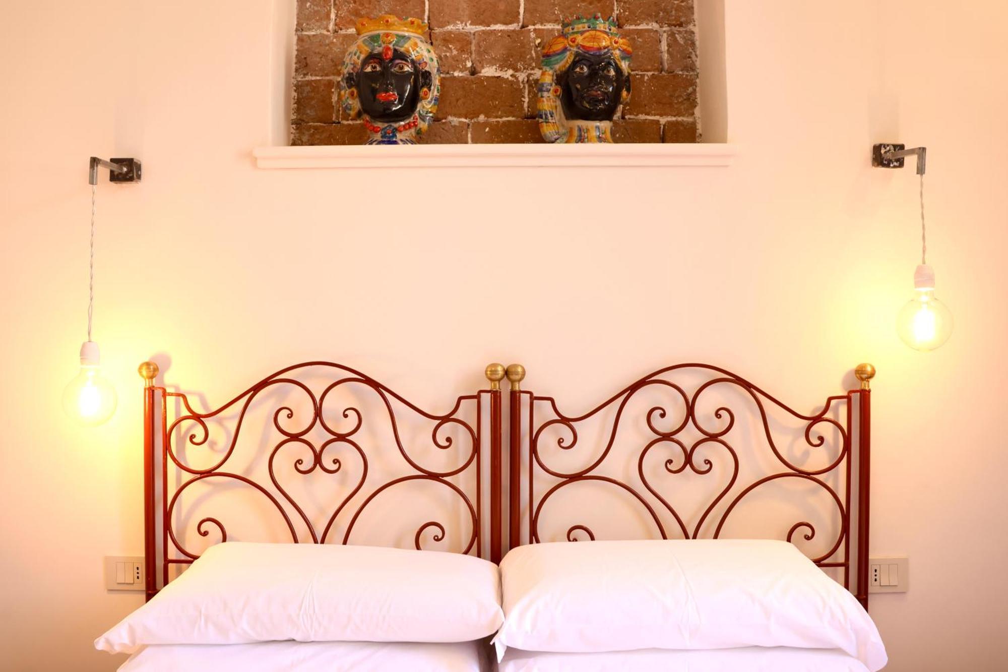 Holiday Lux Boutique Room Catania Bilik gambar